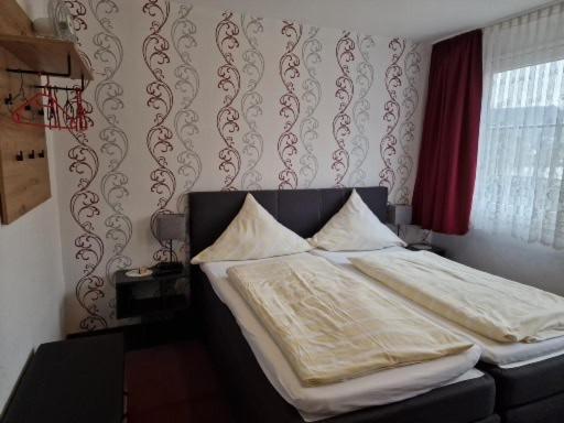 Hotel Weinhaus Am Stiftstor Treis-Karden Extérieur photo
