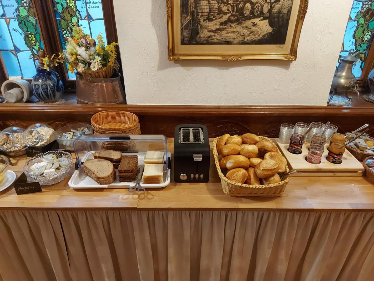 Hotel Weinhaus Am Stiftstor Treis-Karden Extérieur photo