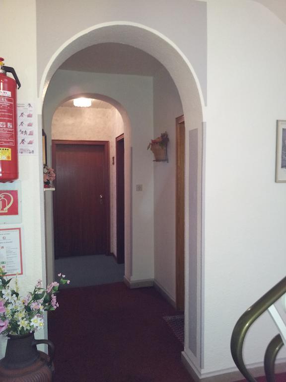 Hotel Weinhaus Am Stiftstor Treis-Karden Extérieur photo